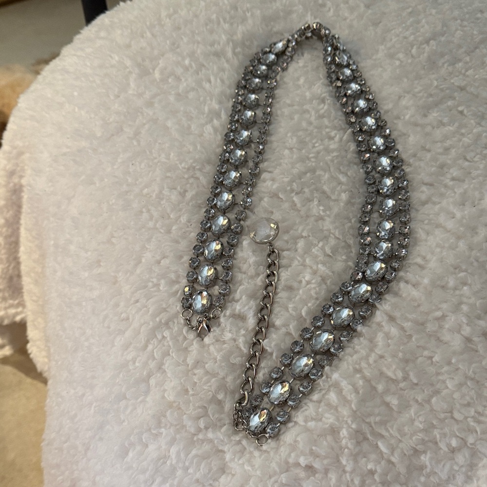 Elegant Silver Crystal Necklace